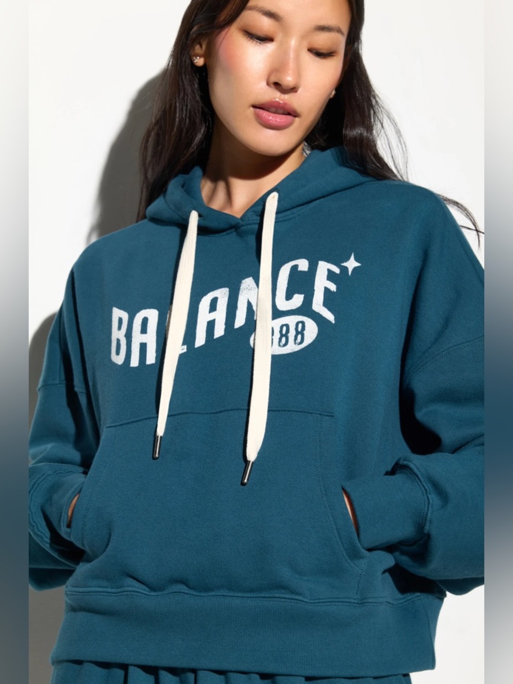 🧘‍♀️NWT Spiritual Gangster Balance Olsen Cropped Hoodie 888 Large